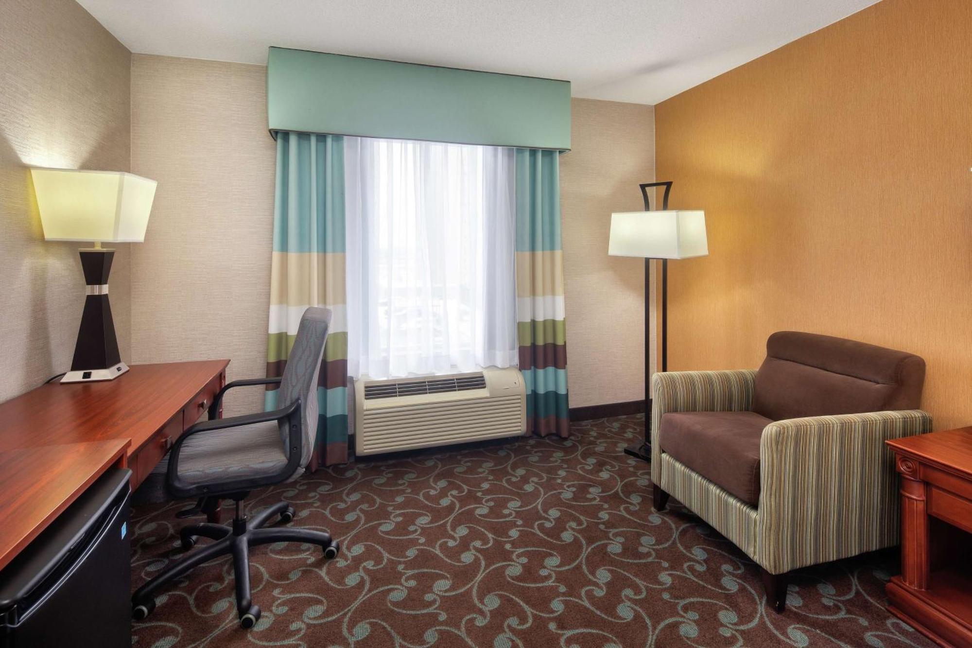 Hampton Inn & Suites By Hilton Toronto Airport Mississauga Exteriér fotografie